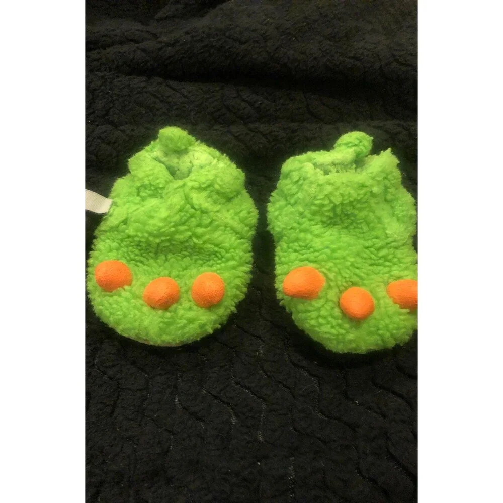 Lot Toddler Size 6 Water Shoes Slippers